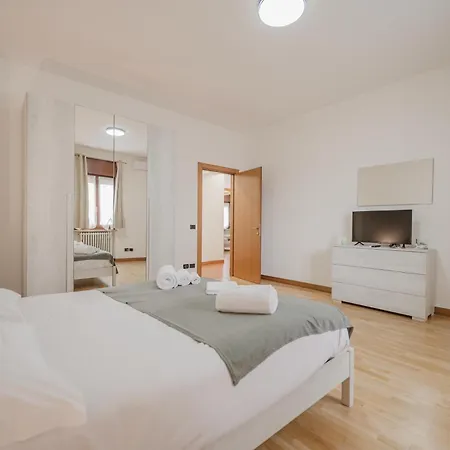 La Fenice Private Gardent Free Apartment Rivoli Veronese